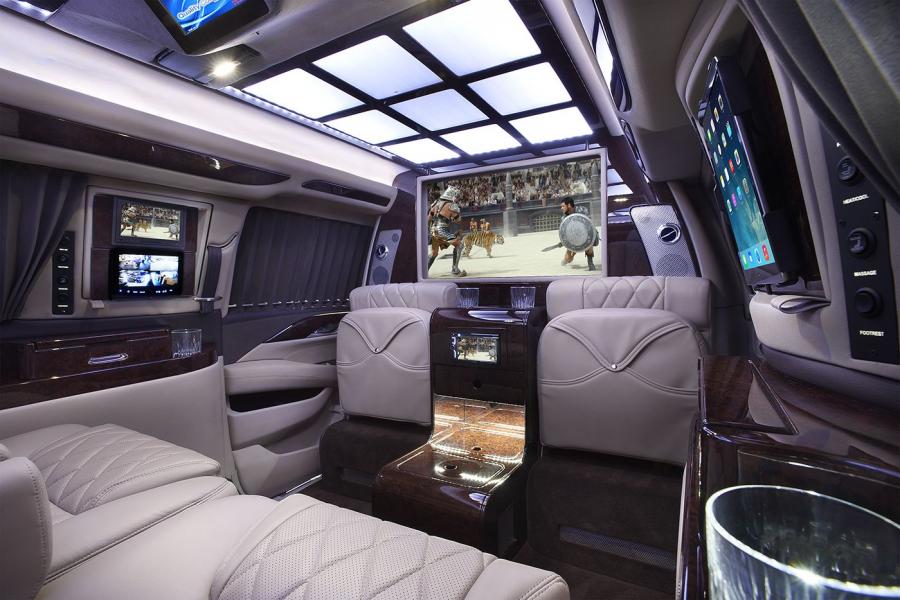 Интерьер Cadillac Escalade by AddArmor 2019 года  (фото 3 из 21)